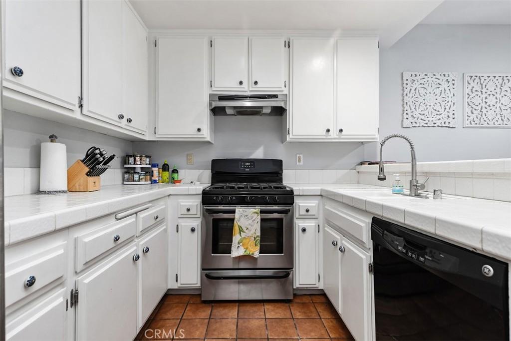 MLS #PW26201939 image #0