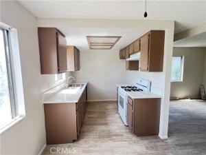 MLS #PW26204359 image #0