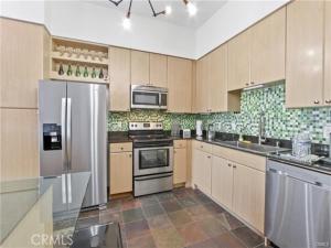MLS #PW26223854 image #0