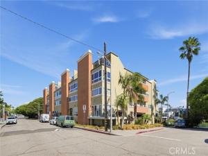 MLS #PW26231351 image #0