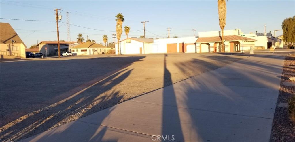 249 Hobson WY Blythe CA 92225 | MLS #SB25018574 41 MLS #SB25018574 image #0