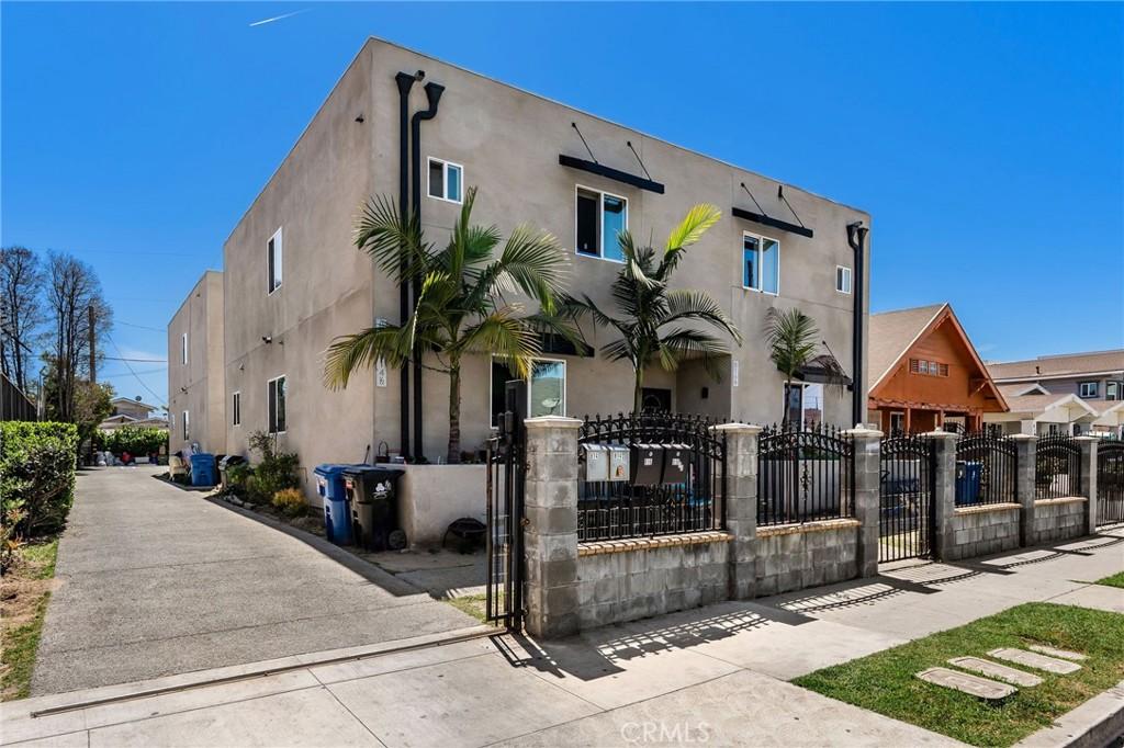 MLS #SB25105253 img 0