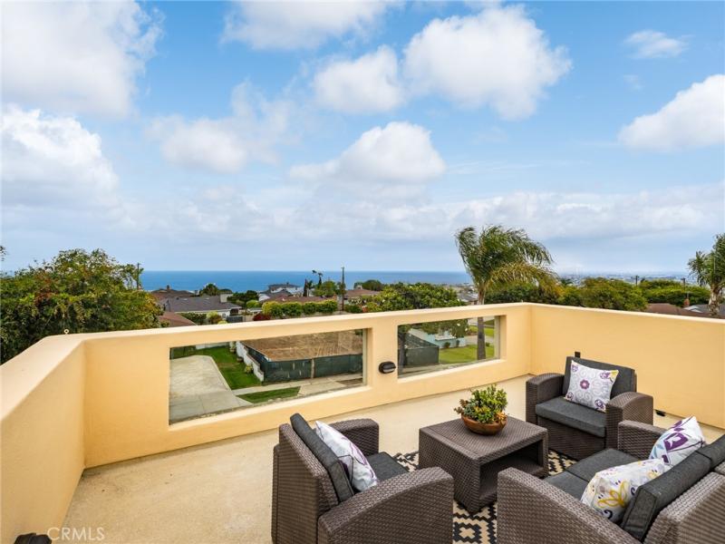 MLS #SB25128644 img 0