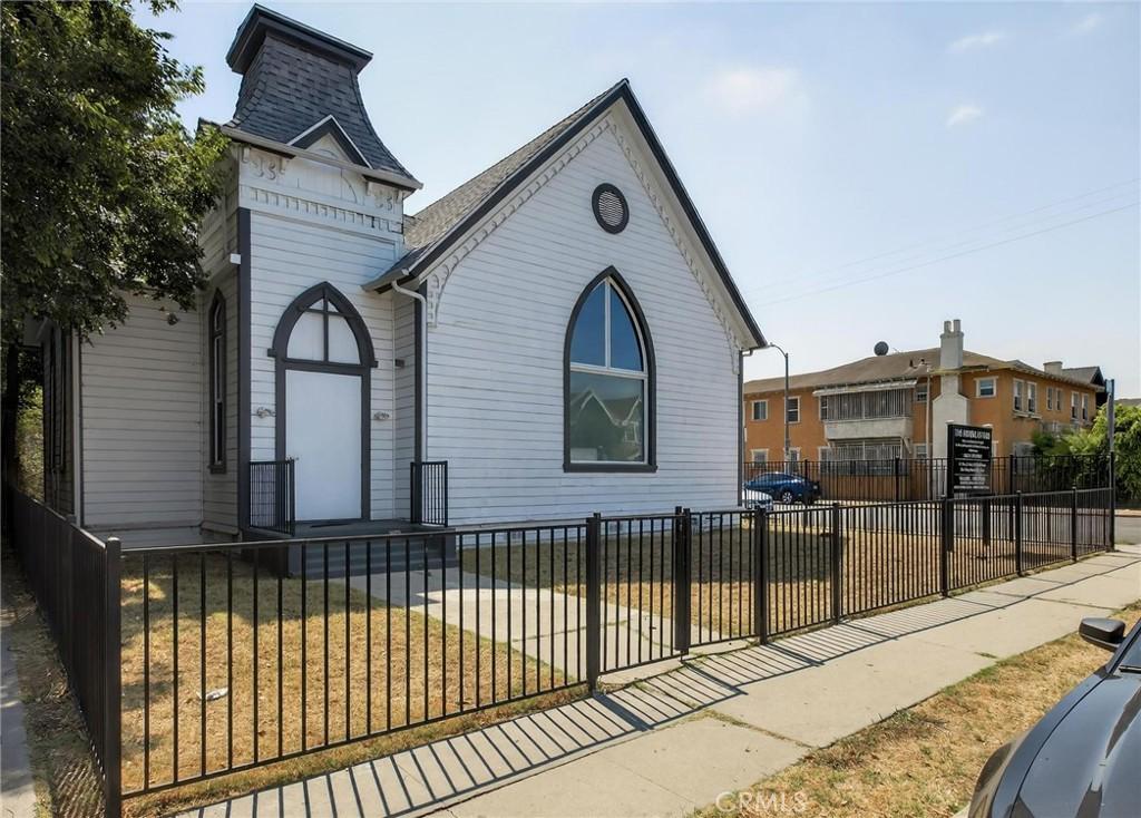 MLS #SB25155798 image #0