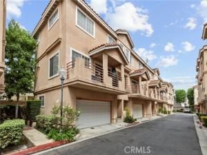 MLS #SB25173149 image #0