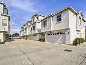 MLS #SB25240473 image #0