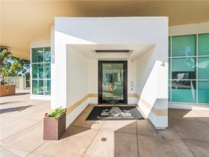 E Ocean #1701 Lot 1 Long Beach CA 90802 MLS #SB25242375 45 MLS #SB25242375 image #0