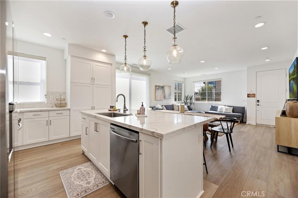 MLS #SB25251956 image #0