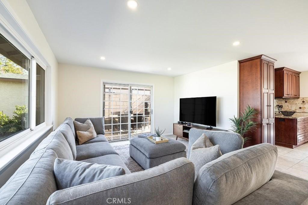 MLS #SB25252353 image #0