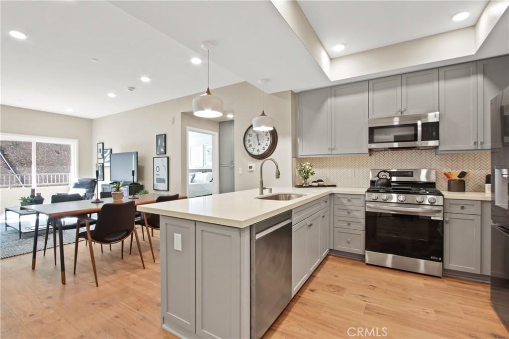 MLS #SB25256120 image #0