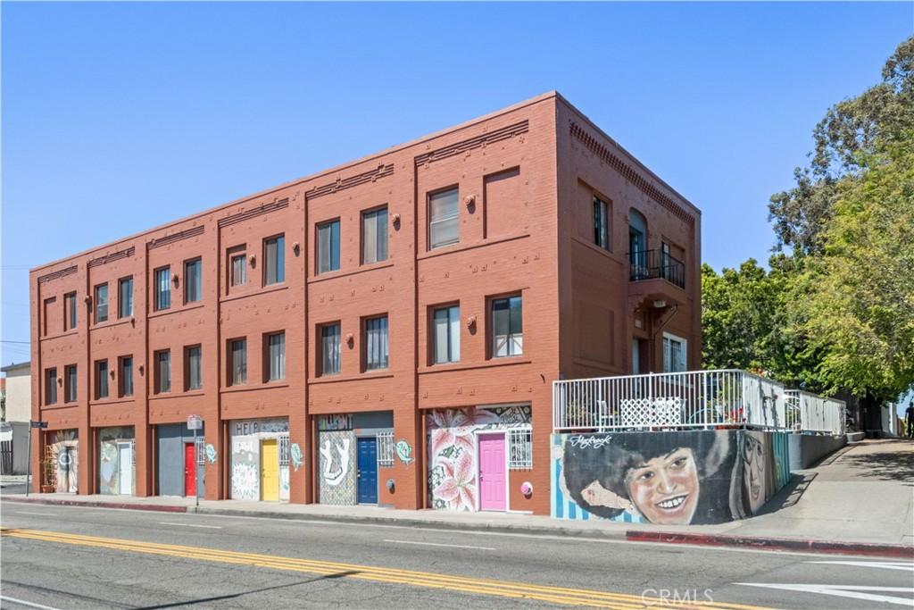 MLS #SB25263514 image #0