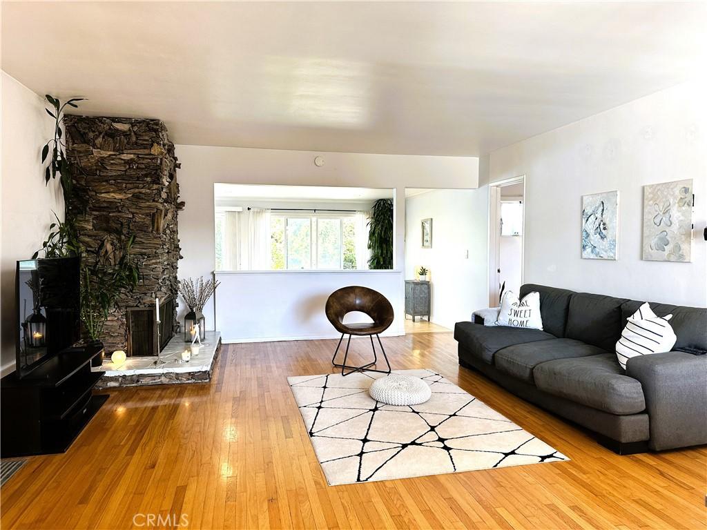 MLS #SB25266342 image #0