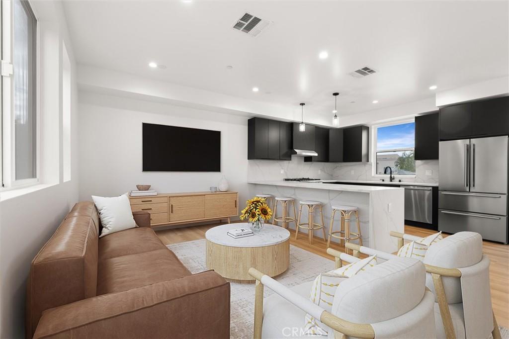 MLS #SB25269174 image #0