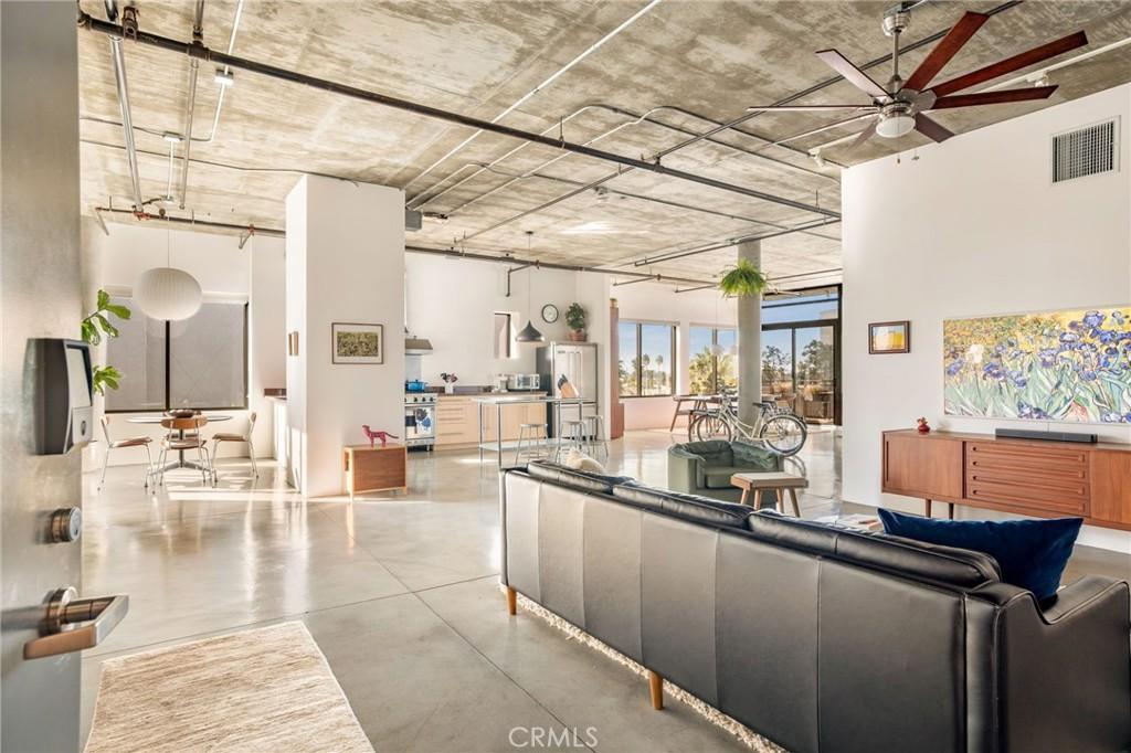 MLS #SB25270387 image #0