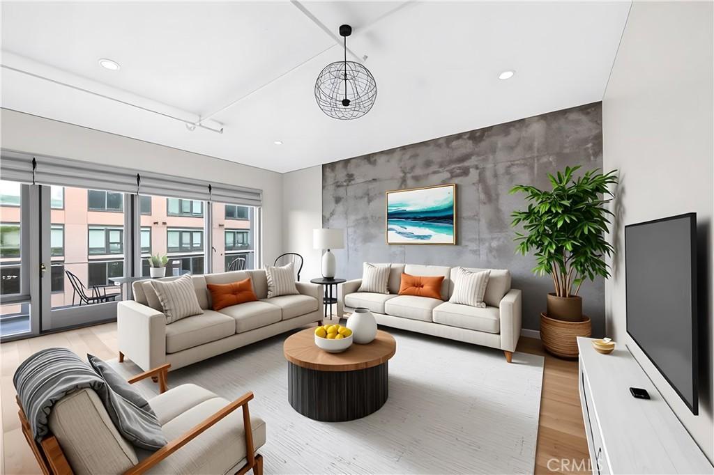 MLS #SB25271633 image #0