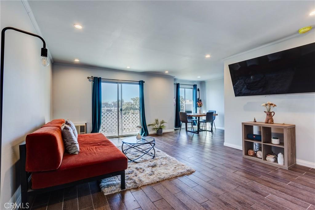 MLS #SB25273689 image #0