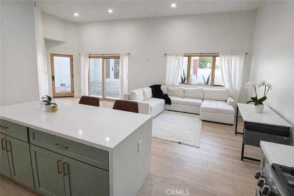 MLS #SB25278896 image #0