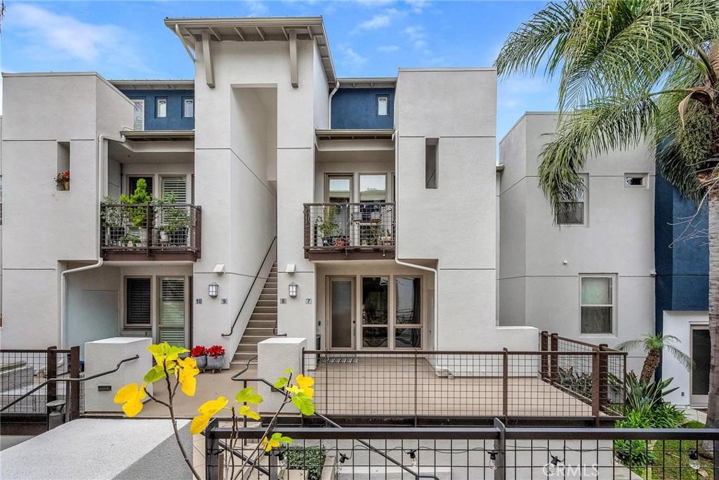 MLS #SB25282129 image #0