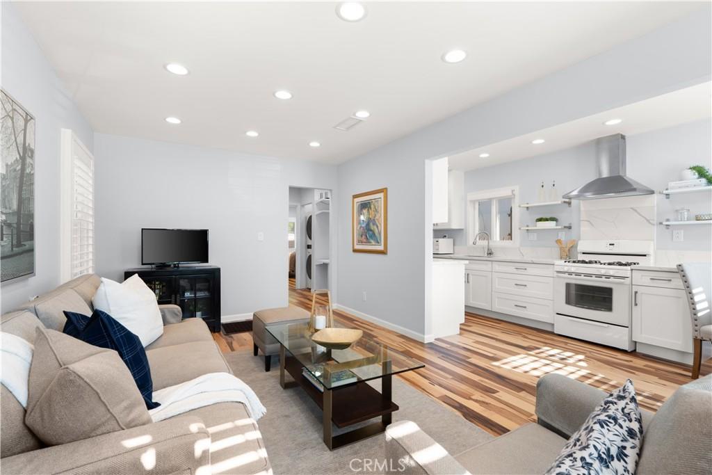 MLS #SB25282382 image #0