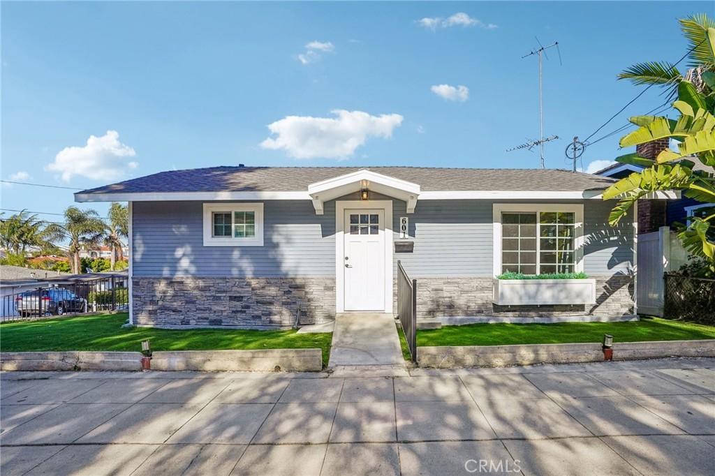 601 El Redondo Redondo Beach CA 90277 | MLS #SB26065515 41 MLS #SB26065515 image #0
