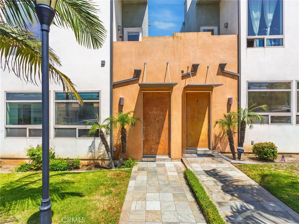 1225 E Grand AV #D El Segundo CA 90245 | MLS #SB26118553 45 MLS #SB26118553 image #0