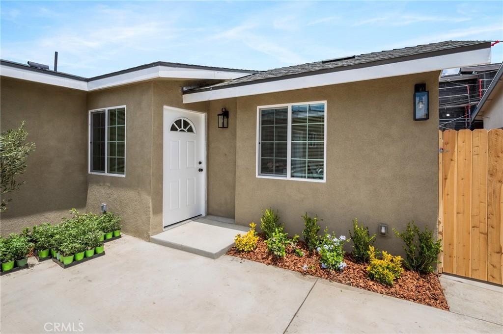 10972 Mckinley #1/4 Los Angeles CA 90059 | MLS #SB26120634 45 MLS #SB26120634 image #0