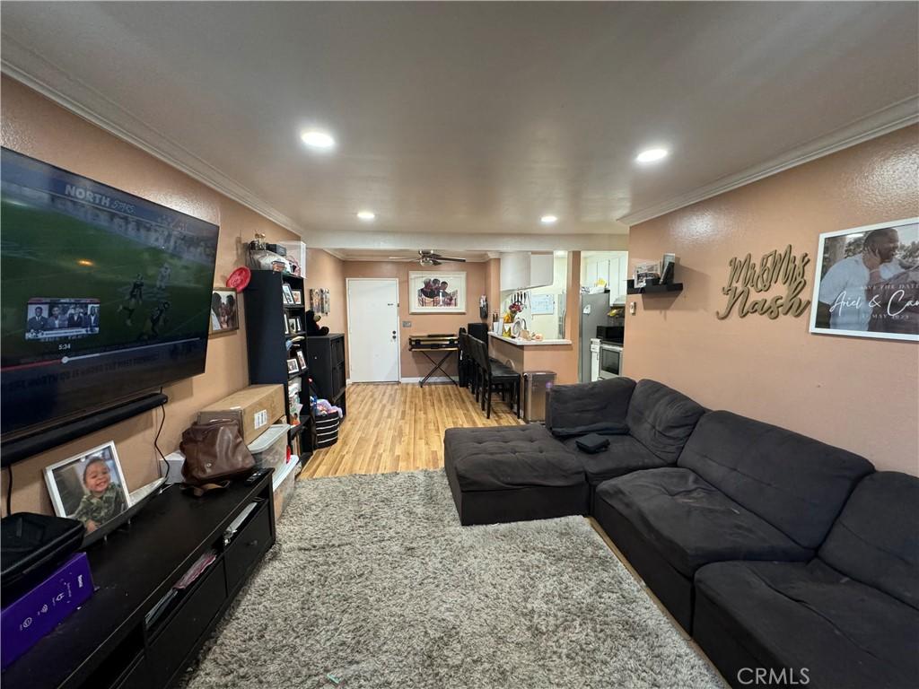 550 W Regent #342 Inglewood CA 90301 | MLS #SB26147152 45 MLS #SB26147152 image #0