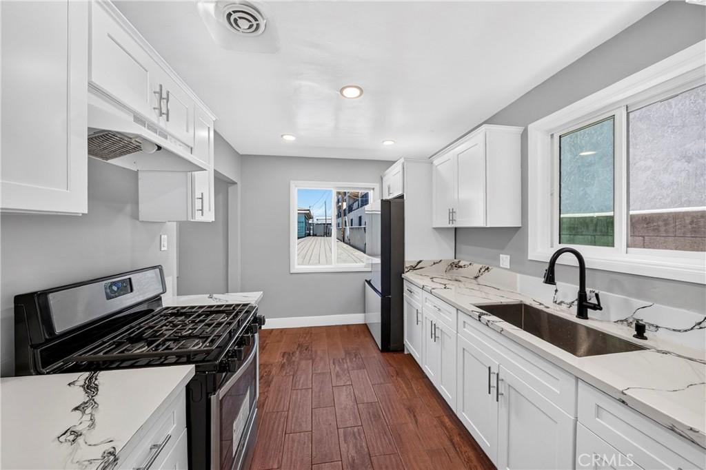 1/2 Yukon AV #4 Hawthorne CA 90250 | MLS #SB26167254 45 MLS #SB26167254 image #0