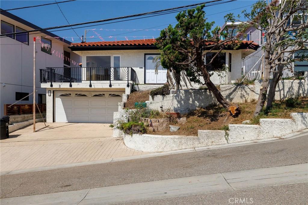 725 24th ST Hermosa Beach CA 90254 | MLS #SB26213752 45 MLS #SB26213752 image #0