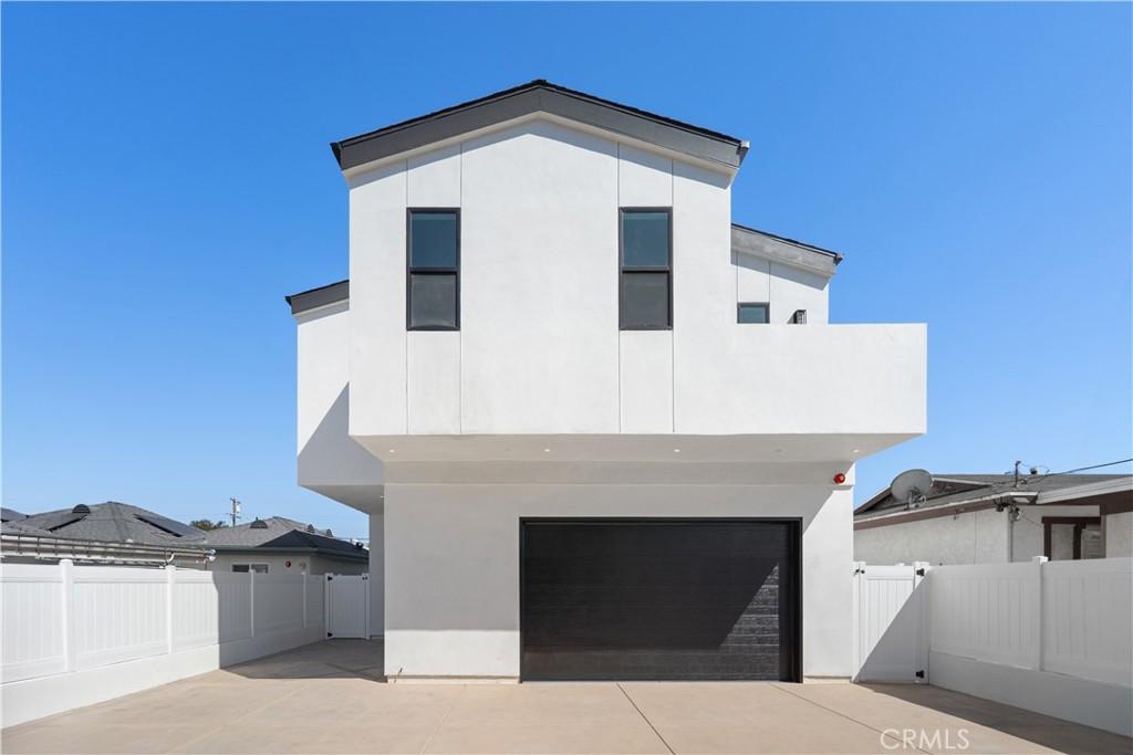 15634 Sombra AV #B Lawndale CA 90260 | MLS #SB26217104 45 MLS #SB26217104 image #0