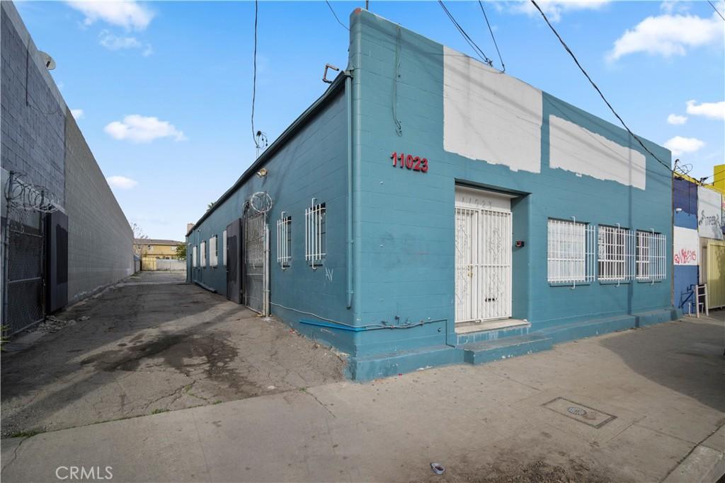MLS #SR23010748 img 0