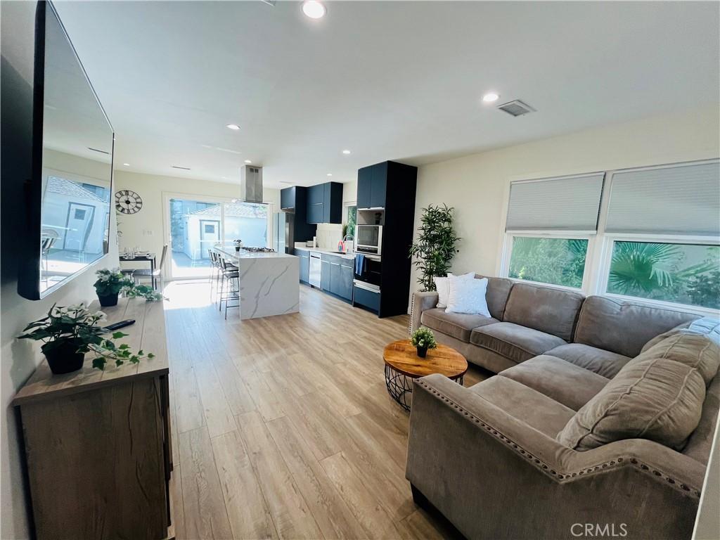 15144 Martha StreetSherman Oaks img 0