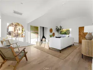 736 Luton Drive Glendale