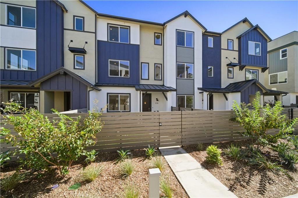 MLS #SR25067414 image #0