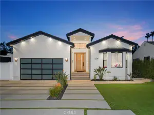4739 Ventura Canyon Avenue Sherman Oaks