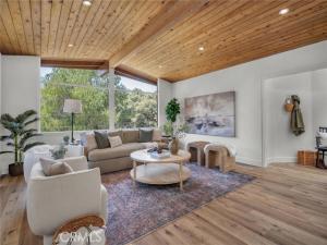 MLS #SR25079288 image #0