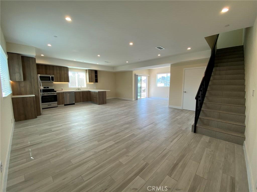 MLS #SR25123958 img 0