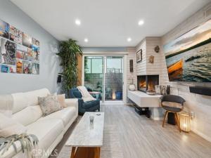 MLS #SR25126582 image #0