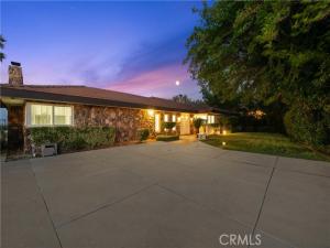 MLS #SR25151976 image #0