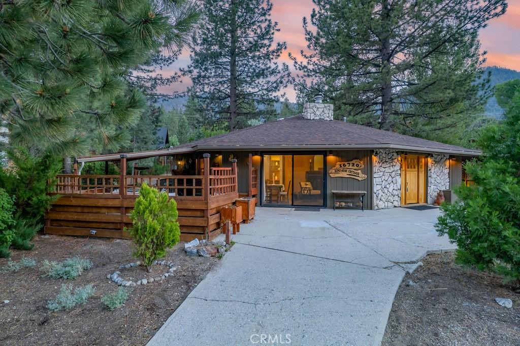 MLS #SR25160945 image #0