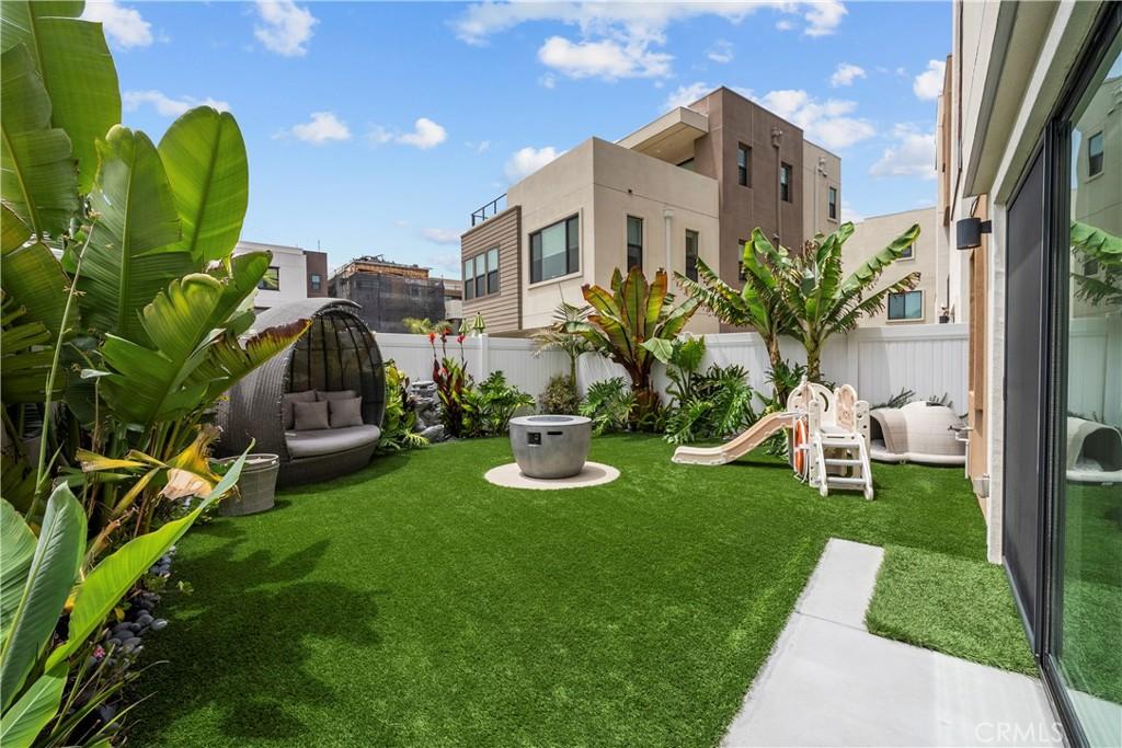 MLS #SR25165010 image #0