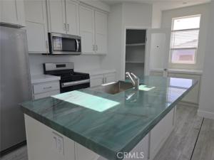 MLS #SR25175399 image #0