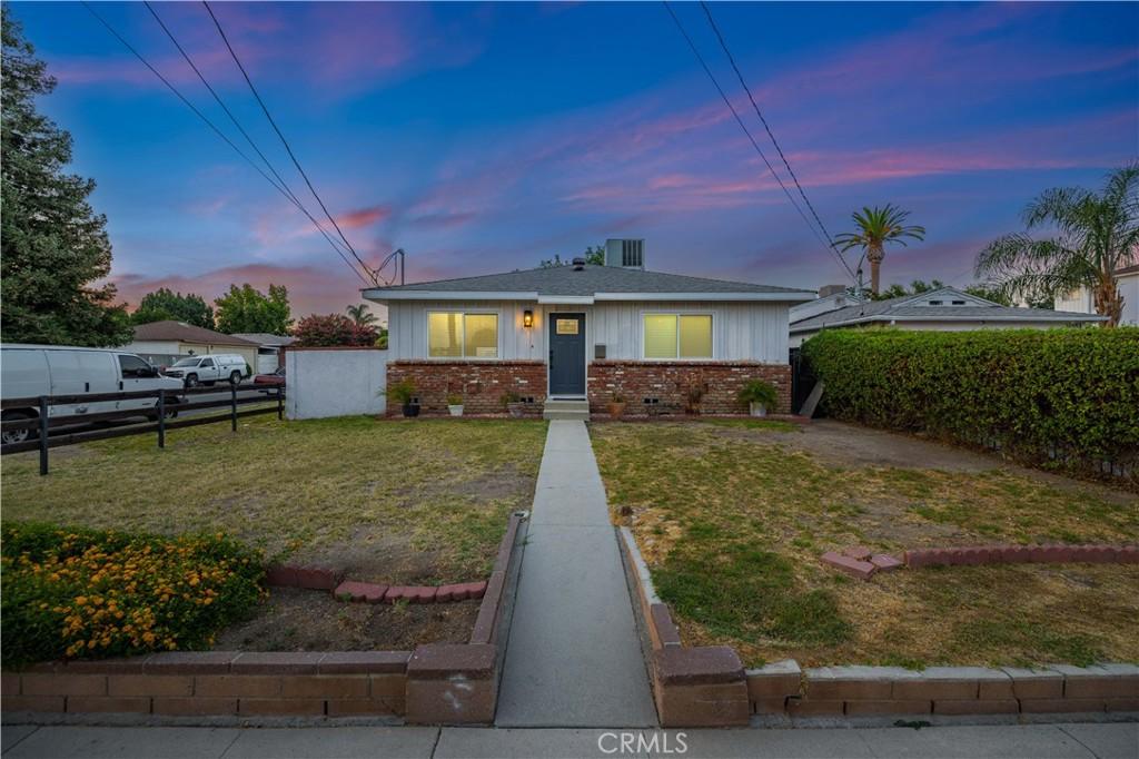 MLS #SR25175593 image #0