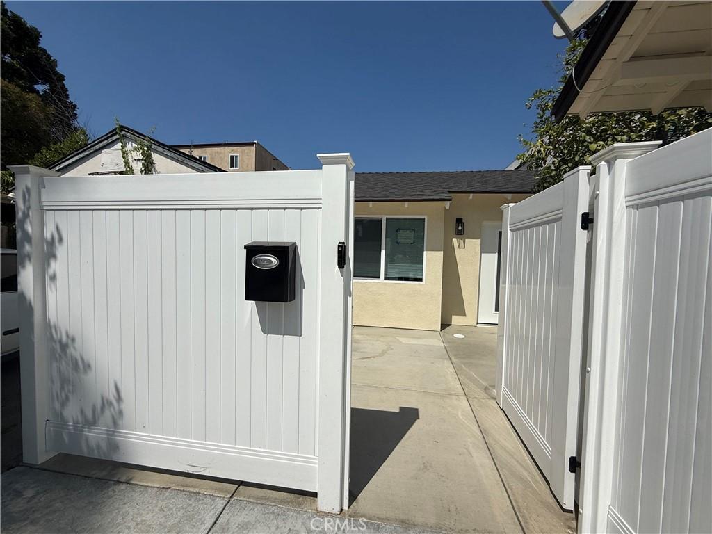 MLS #SR25175773 image #0