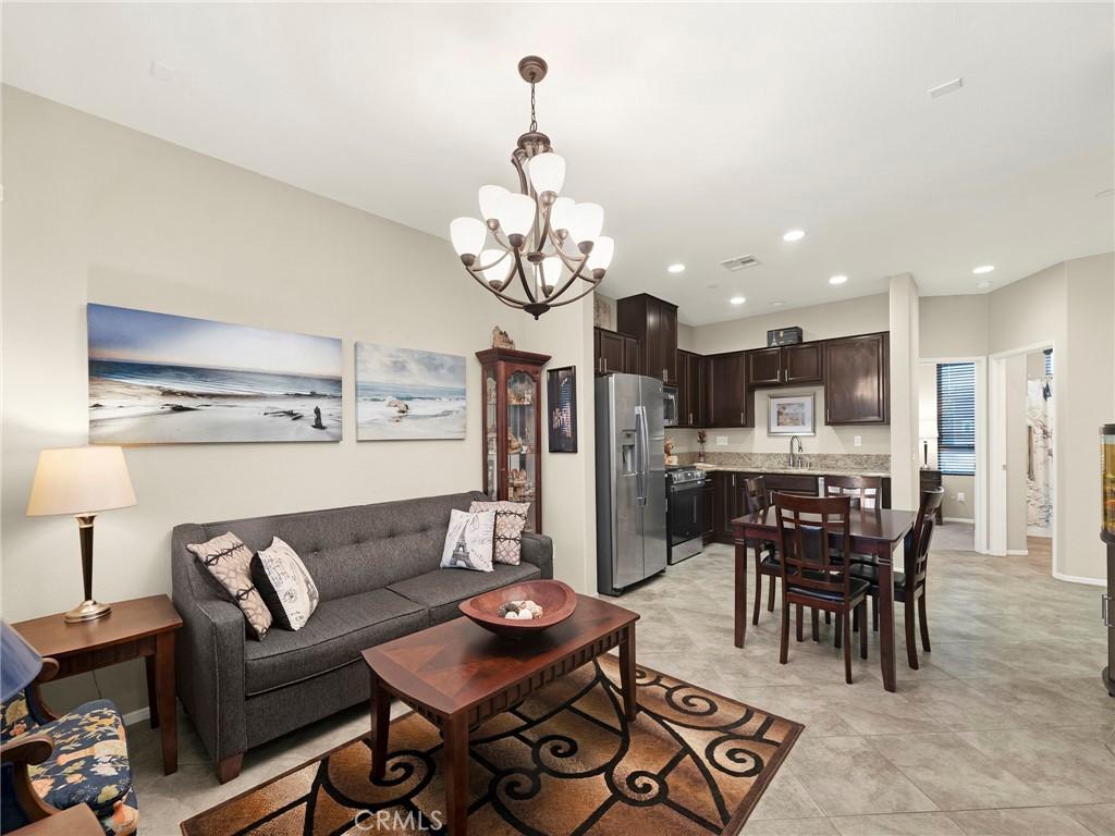 MLS #SR25178936 image #0