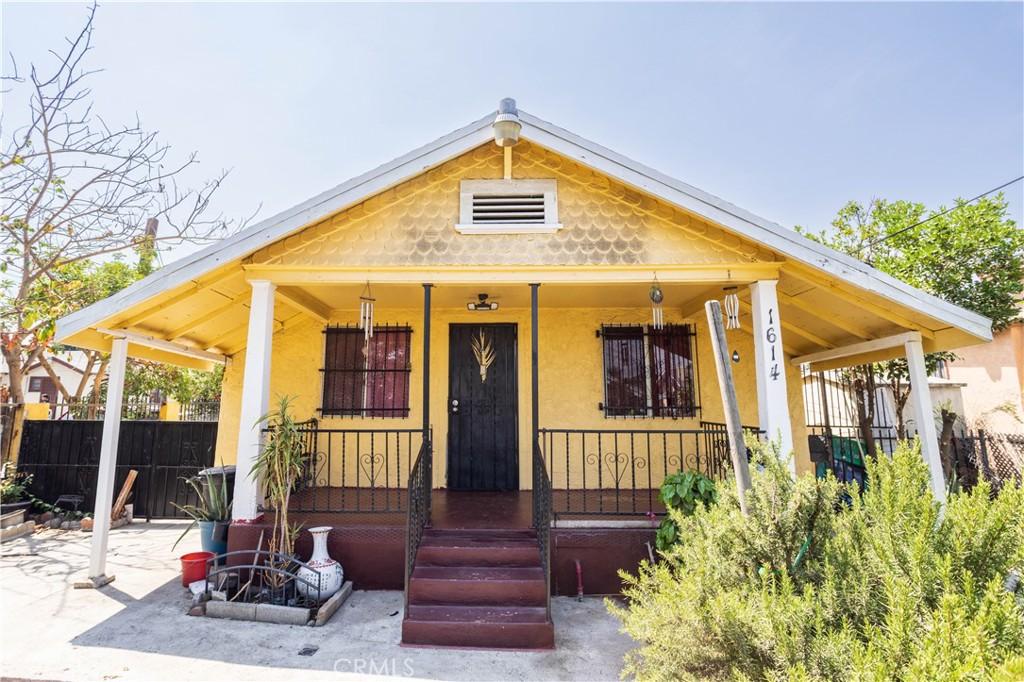 MLS #SR25180641 img 0