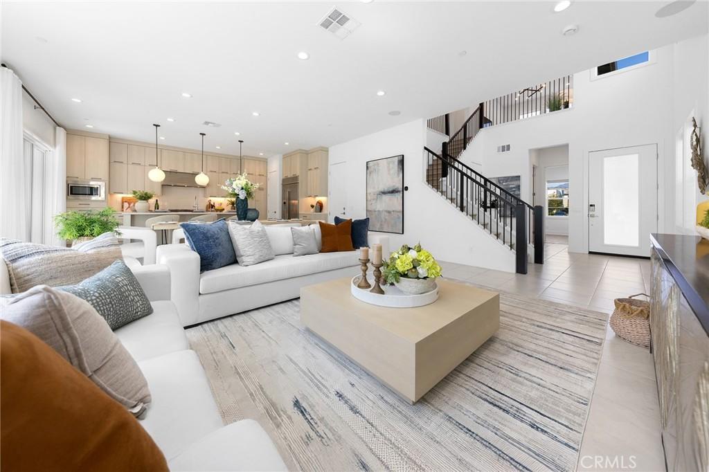 MLS #SR25184316 image #0