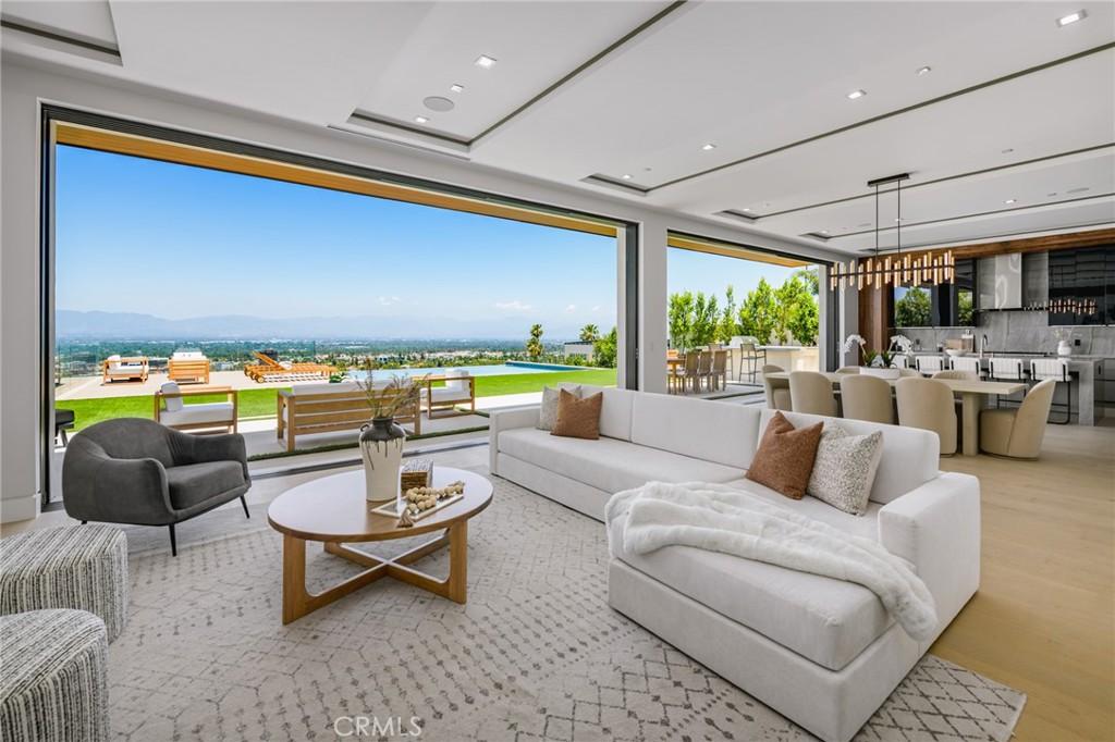 MLS #SR25190550 image #0