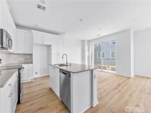 MLS #SR25192704 image #0