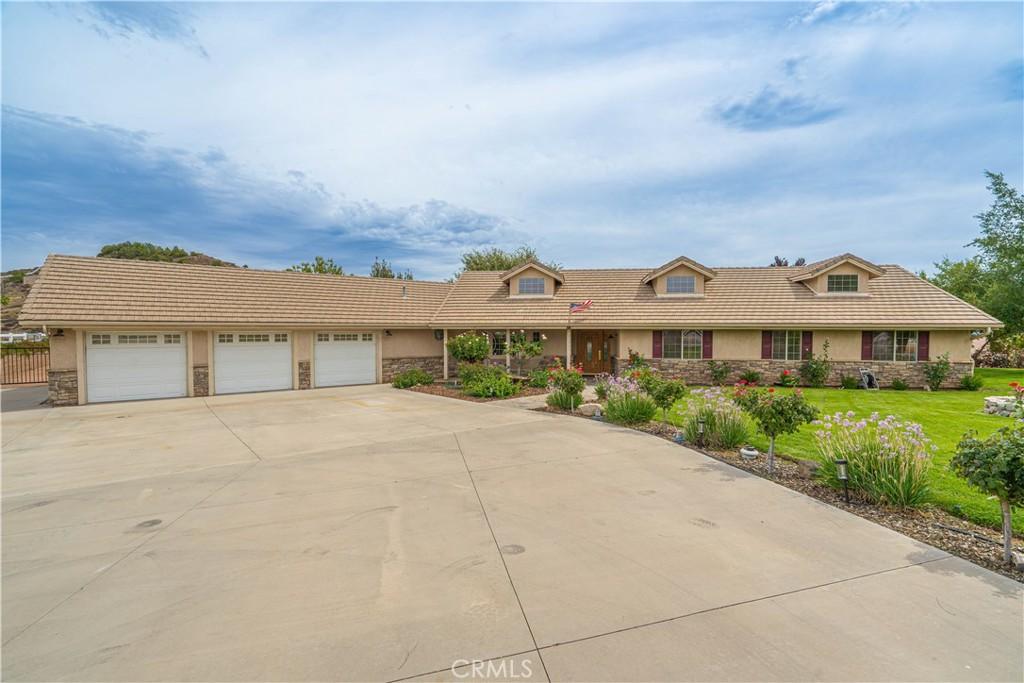 MLS #SR25195609 image #0